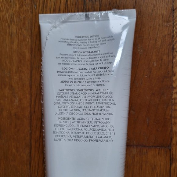 Mary Kay® Hydrating Lotion - NWT - Picture 5 of 5